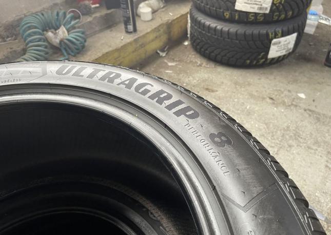 Goodyear UltraGrip 8 Performance 285/45 R20 112V