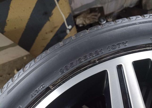 Bridgestone Alenza Sport 295/35 R21