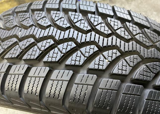 Bridgestone Blizzak LM-32 185/65 R15 88T