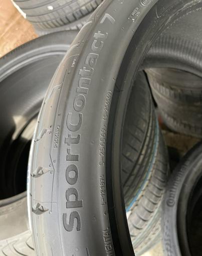 Continental ContiSportContact 7 255/35 R21 и 285/30 R21 98Y