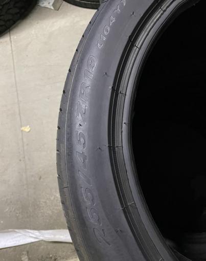 Pirelli P Zero 255/45 R19 104Y