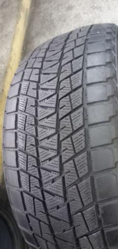 Bridgestone Blizzak DM-V1 265/50 R20 106R