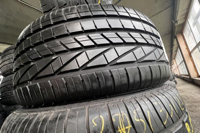 Goodyear Excellence 275/35 R20 и 245/40 R20