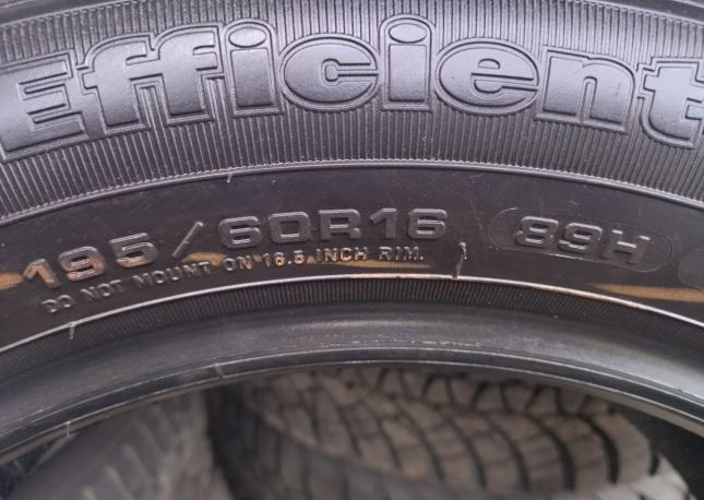 Goodyear EfficientGrip 195/60 R16 89H