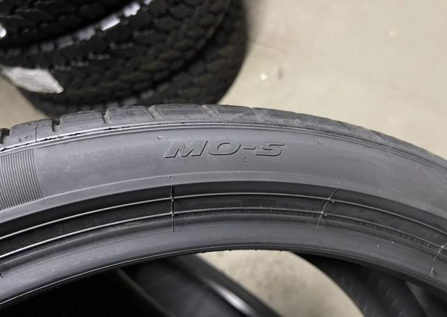 Pirelli P Zero PZ4 L.S. 255/35 R21 98Y