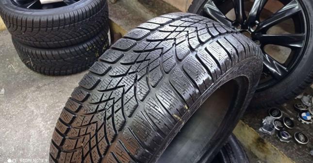 Dunlop SP Winter Sport 4D 235/50 R18