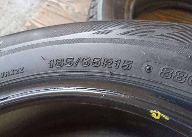 Bridgestone Blizzak VRX2 185/65 R15