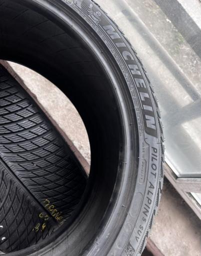 Michelin Pilot Alpin 5 SUV 295/35 R21