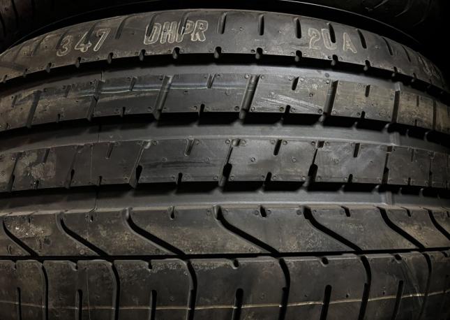 Pirelli P Zero PZ4 265/35 R20