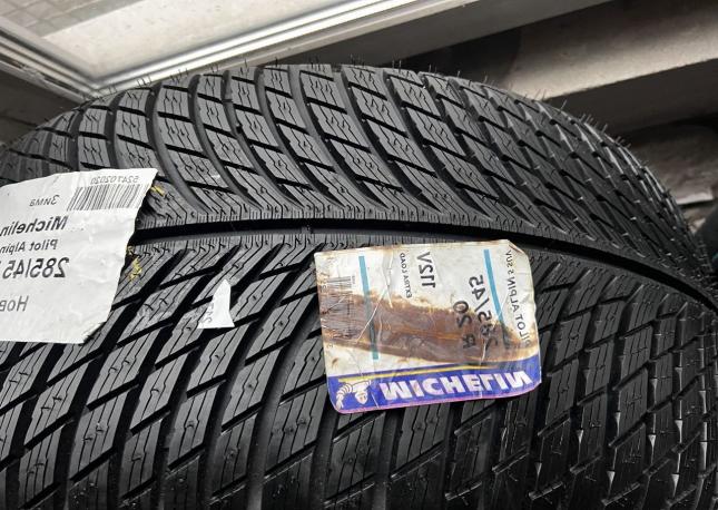 Michelin Pilot Alpin PA5 285/45 R20