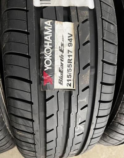 Yokohama BluEarth-ES ES32 215/55 R17