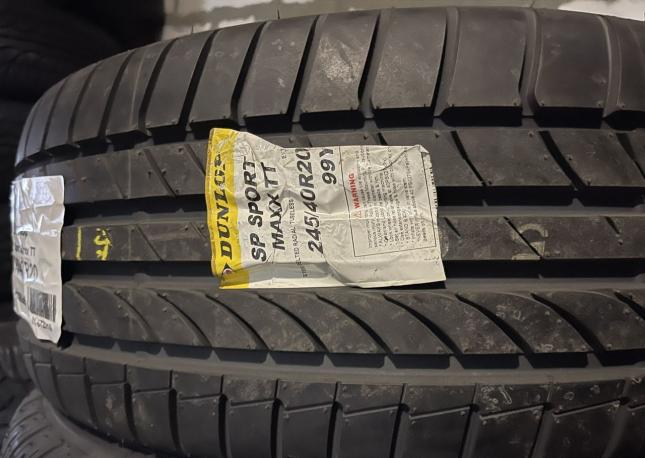 Dunlop SP Sport Maxx TT DSST 245/40 R20 99Y