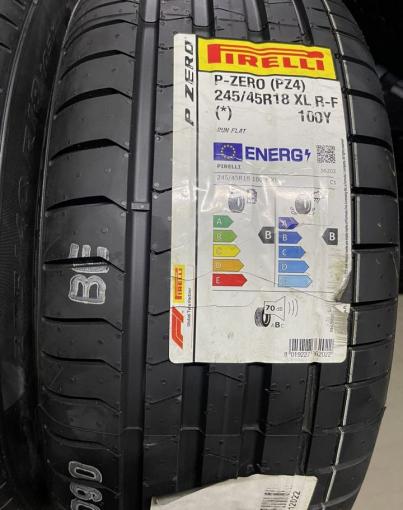 Pirelli P Zero PZ4 245/45 R18 и 275/40 R18 Y