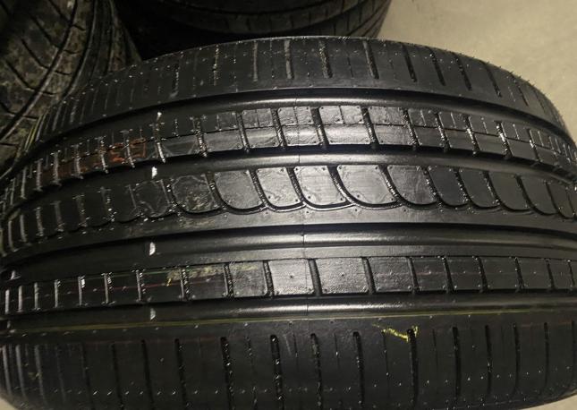 Pirelli P Zero Rosso Asimmetrico 295/35 R21 107Y