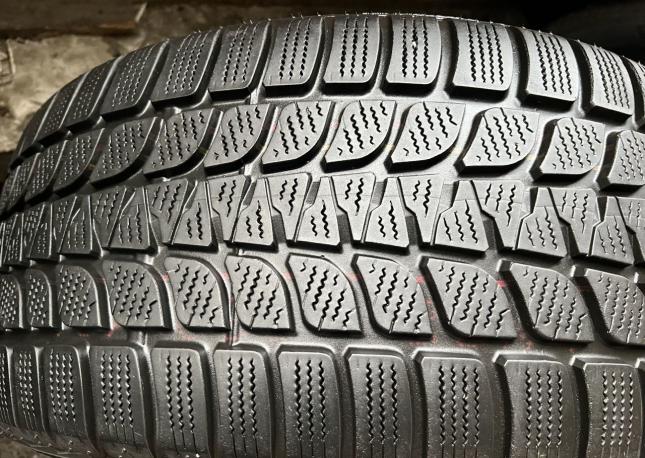 Bridgestone Blizzak LM-25 255/50 R19