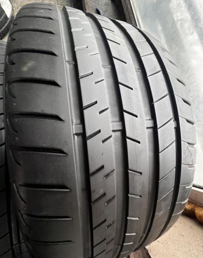 Bridgestone Alenza 001 275/35 R21