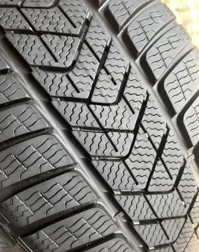 Pirelli Winter Sottozero 3 245/40 R19 98V