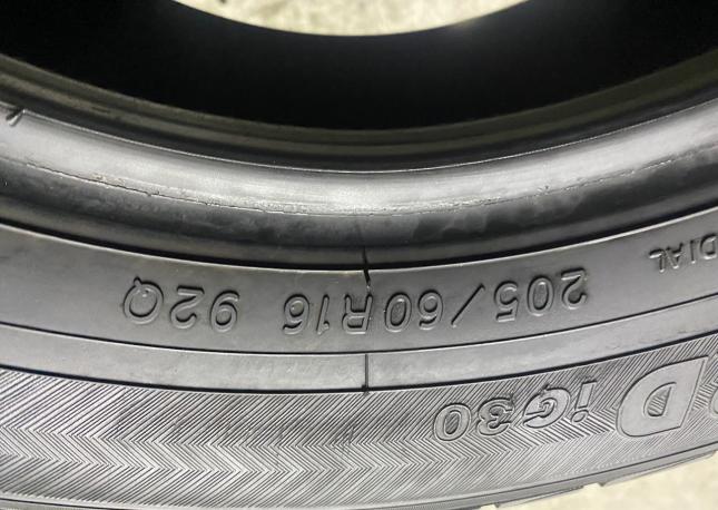 Yokohama Ice Guard IG60 205/60 R16