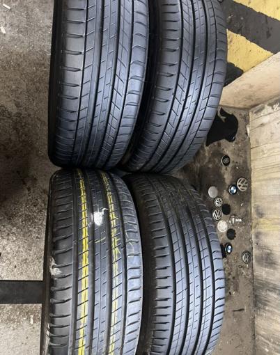 Michelin Latitude Sport 3 235/55 R19