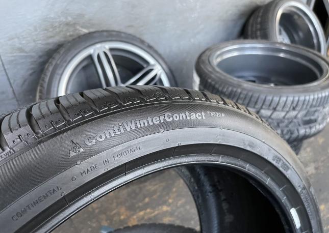 Continental ContiWinterContact TS 830 P 275/35 R20 102W