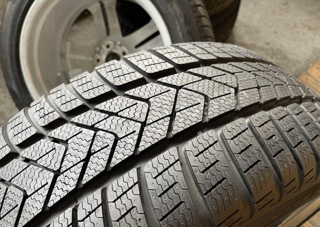 Pirelli Winter Sottozero 3 255/35 R21 98V