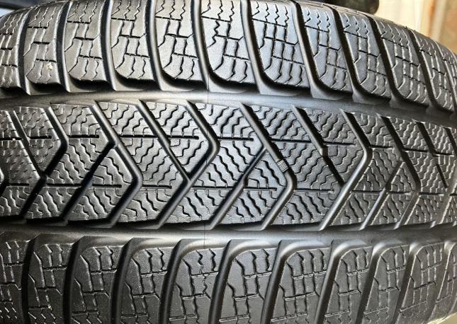 Pirelli Scorpion Winter 245/45 R19