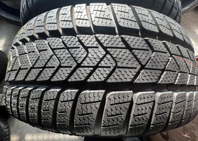 Pirelli Winter Sottozero 275/40 R18 и 245/45 R18