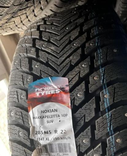 Nokian Tyres Hakkapeliitta 10p SUV 285/45 R22 114T