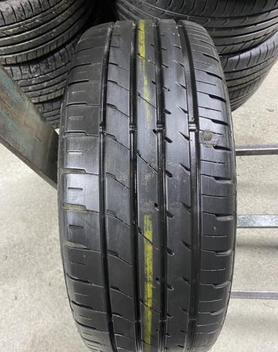 Dunlop Enasave RV504 215/45 R17