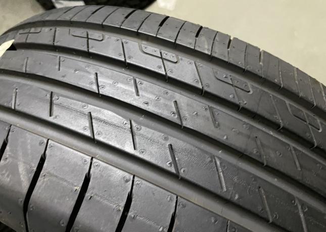 Goodyear EfficientGrip Performance 215/60 R17 96H