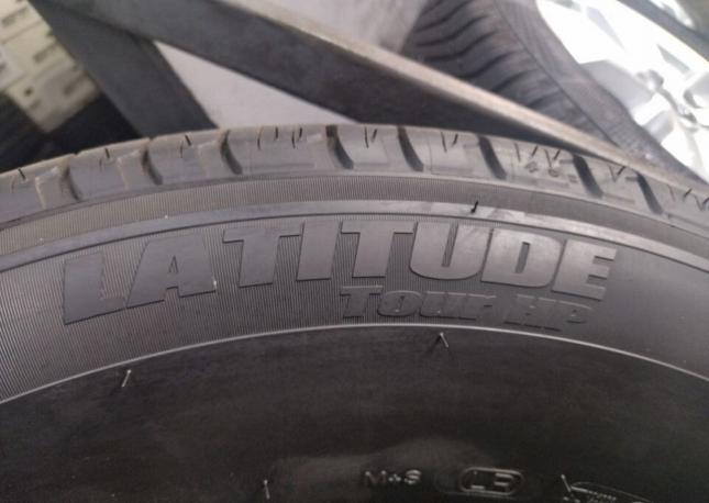 Michelin Latitude Tour HP 255/70 R18 116V