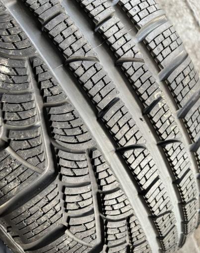 Pirelli Winter Sottozero II 255/45 R19 100V