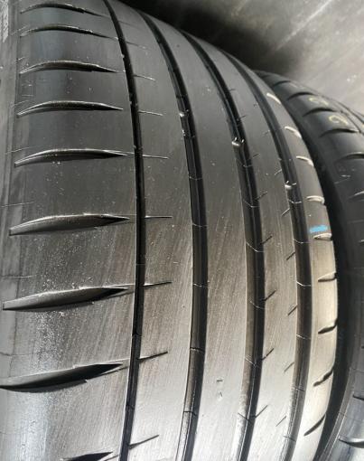 Michelin Pilot Sport 4 S 225/35 R19