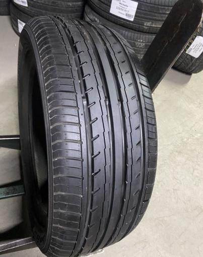 Yokohama Bluearth ES32 225/50 R17