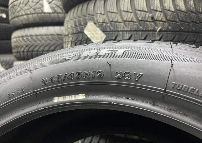 Bridgestone Potenza S001 245/45 R19 98Y