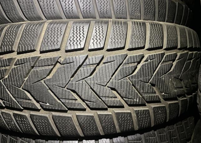 Vredestein Wintrac Xtreme S 225/55 R18