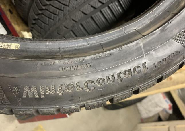 Continental ContiWinterContact TS 850 P 245/40 R18