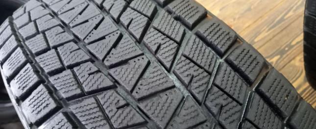 Bridgestone Blizzak DM-V1 235/65 R18 106R