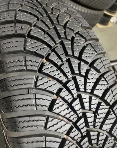 Goodyear Ultra Grip 4+ 195/60 R15