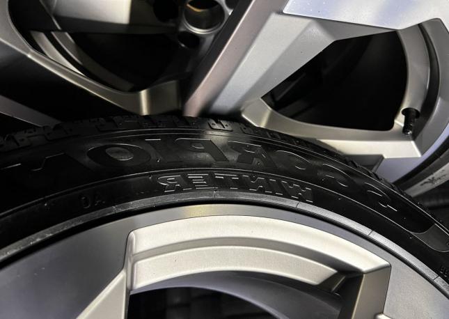 Pirelli Scorpion Winter 255/45 R20