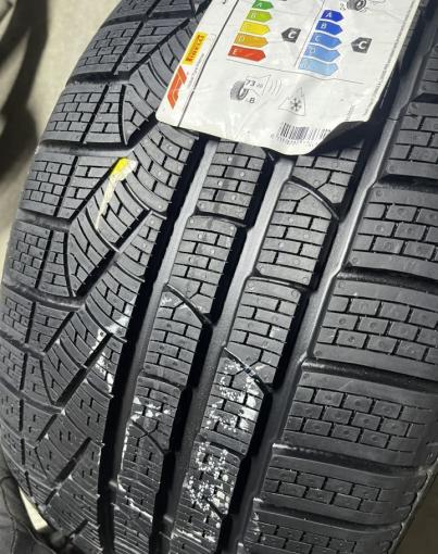 Pirelli Winter Sottozero II 255/35 R19 96V