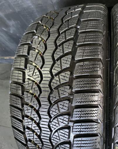 Bridgestone Blizzak LM-32 225/40 R18