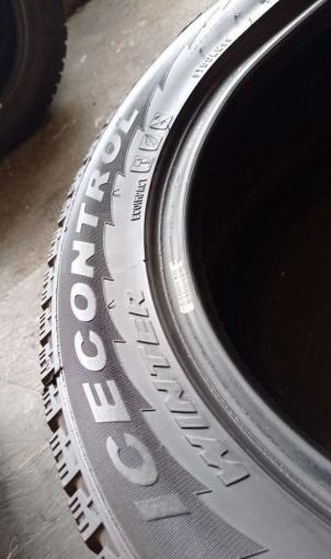 Pirelli Ice Asimmetrico Plus 205/55 R16