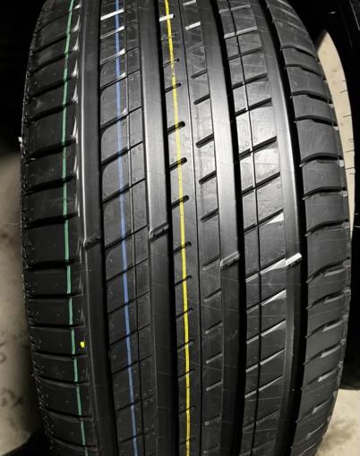 Michelin Latitude Sport 3 235/50 R19