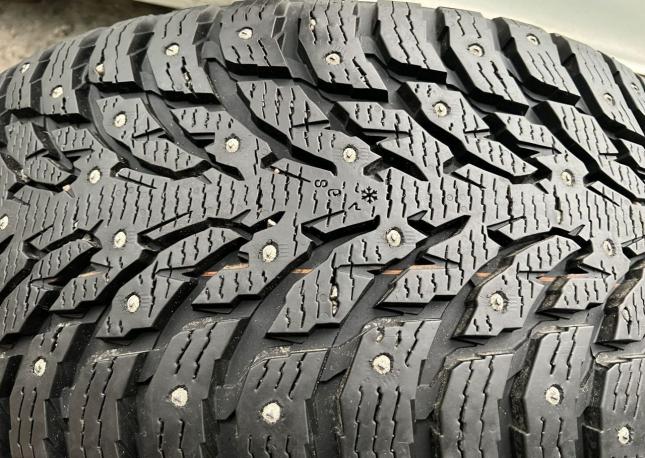 Nokian Tyres Hakkapeliitta 9 275/45 R20