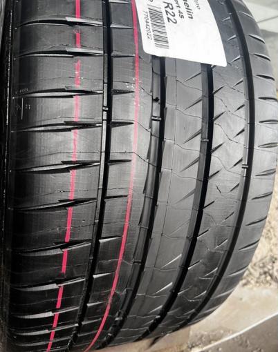 Michelin Pilot Sport 4 S 315/30 R22