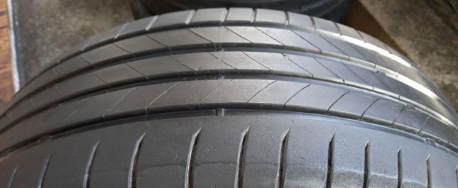 Bridgestone Turanza T005 235/55 R19 105Y