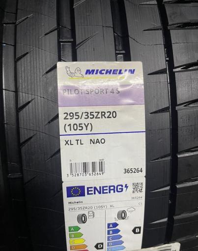 Michelin Pilot Sport 4 S 295/35 R20 105Y