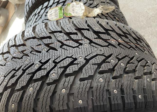 Nokian Tyres Hakkapeliitta 9 SUV 295/40 R21