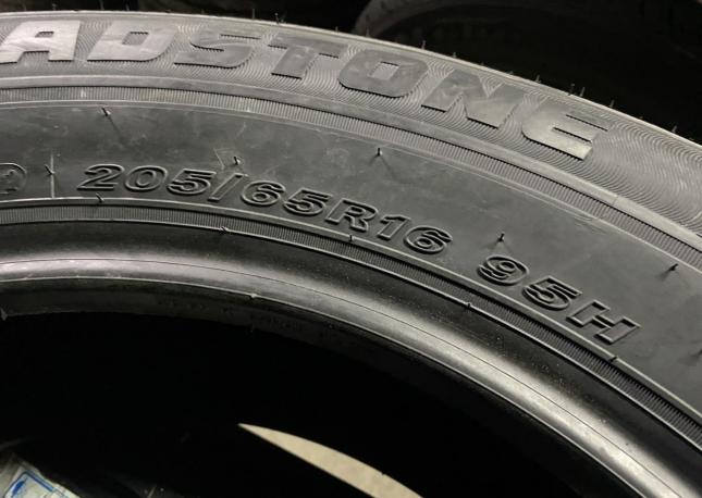 Roadstone N5000 Plus 205/65 R16 95H